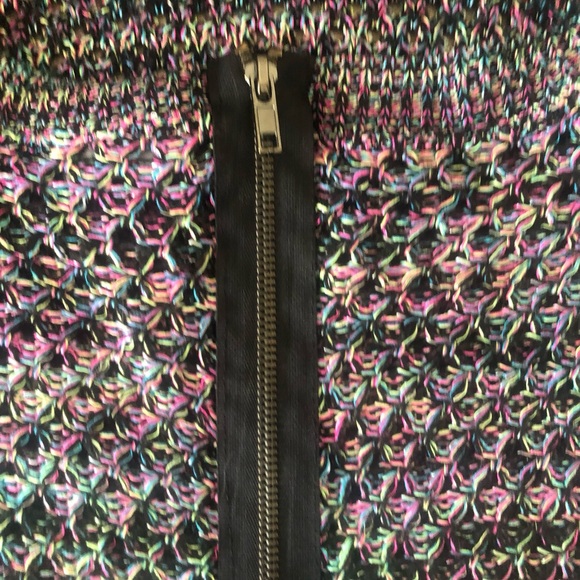 Allen B. Multi Colored top - Picture 4 of 7